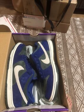 Nike SB DUNK LOW PRO